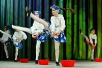 Фотосъёмка концертов и фестивалей производится с помощью светосильной оптики и фотокамеры nikon d3. Фотосъёмка в школах и детских садах Москвы.